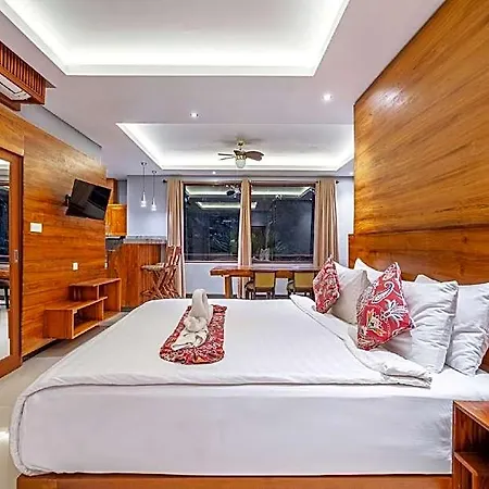 Maru Fortuna Villa By Moria